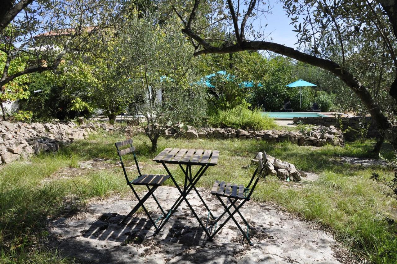 Un Je Ne Sais Quoi De Paradis لي فان المظهر الخارجي الصورة